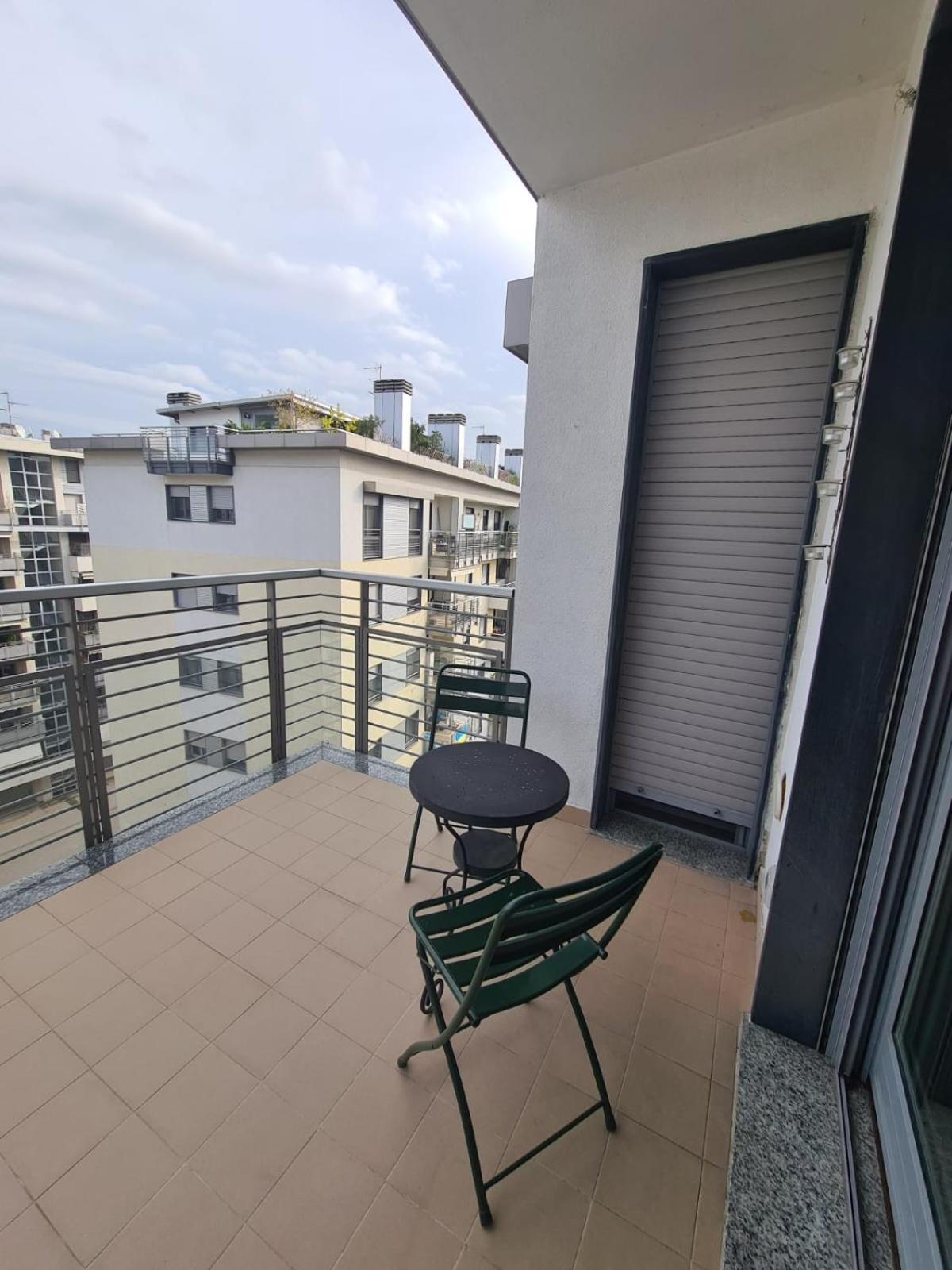Milano Santa Giulia Business Apartment - Olimpiadi 26 Luaran gambar
